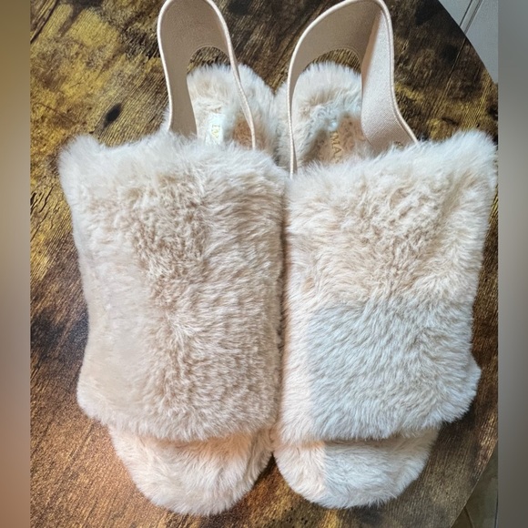 IMAN | Global Chic Faux Fur Slingback Slipper. Size: 11 - Picture 9 of 11